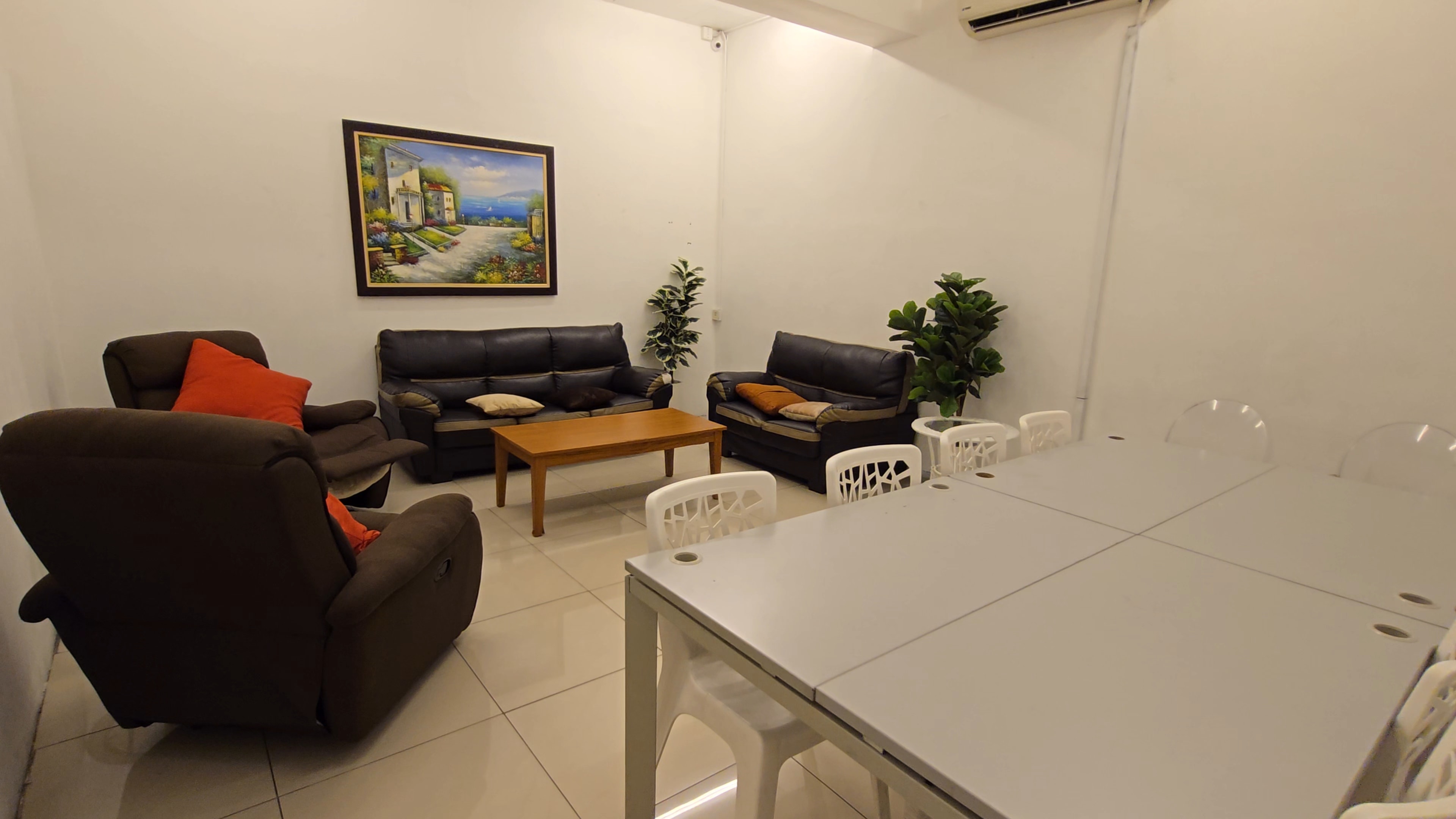 Chill and Hangout Lounge