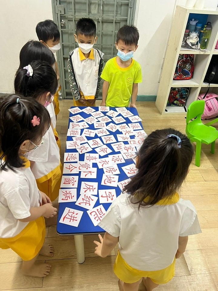 Children learning Mandarin and languages together at LEO Preschool